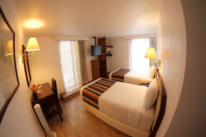 Imagen de la habitación del Hotel Del Portal. Foto 9