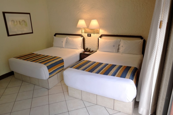 Imagen de la habitación del Hotel Del Portal. Foto 13