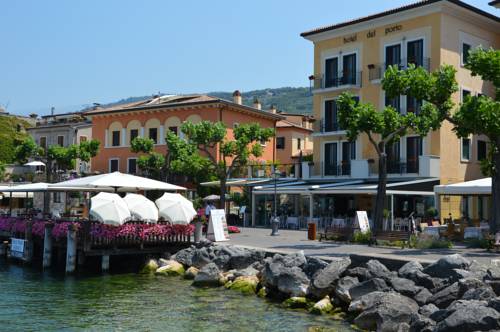 Imagen general del Hotel Del Porto, Torri Del Benaco. Foto 1