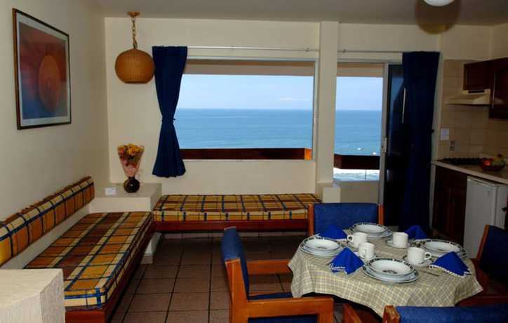 Imagen de la habitación del Hotel Del Real and Suites. Foto 5