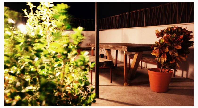 Imagen de los exteriores del Hotel Del Refugio. Foto 8