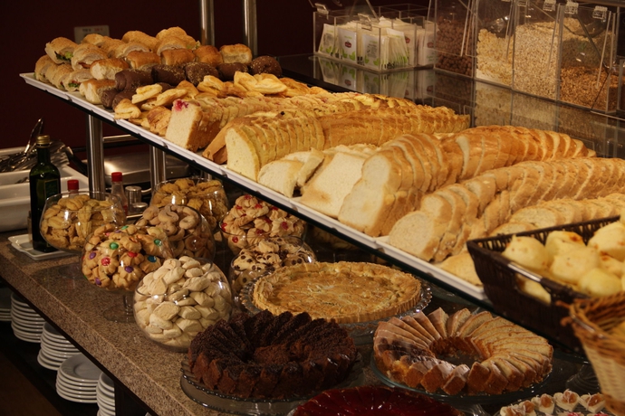 Imagen del bar/restaurante del Hotel Del Rey Quality. Foto 4