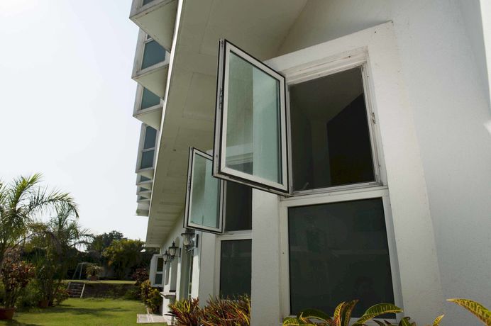 Imagen del bar/restaurante del Hotel Del Rio. Foto 3