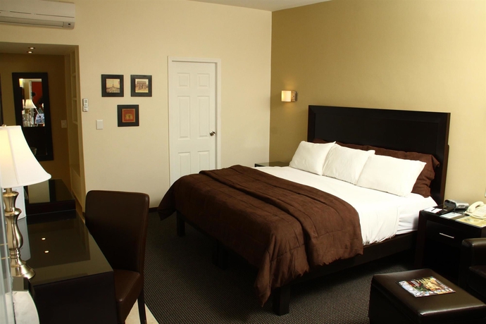 Imagen de la habitación del Hotel Del Rio. Foto 7