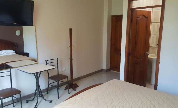 Imagen de la habitación del Hotel Del River. Foto 10