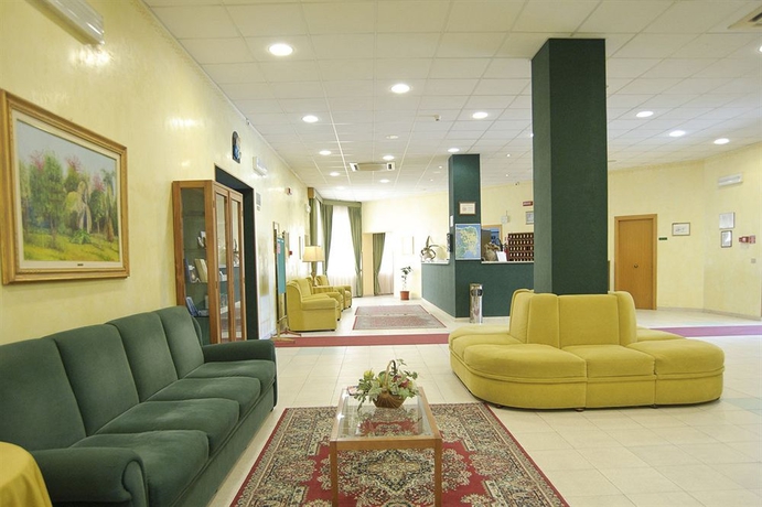 Imagen de los interiores del Hotel Del Santuario. Foto 14