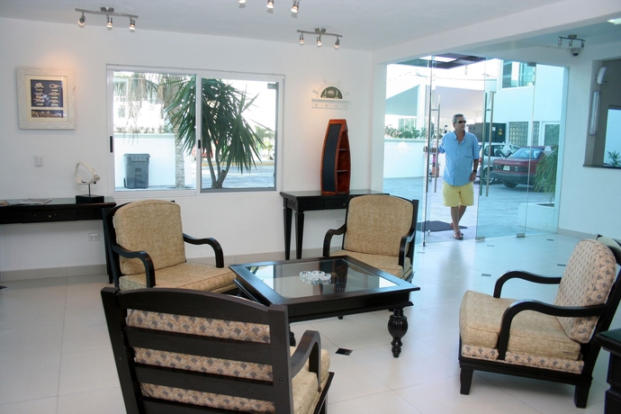 Imagen de los interiores del Hotel Del Sol, Puerto Cancún. Foto 16