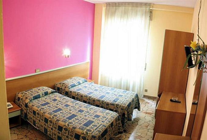 Imagen de la habitación del Hotel Del Sud. Foto 7