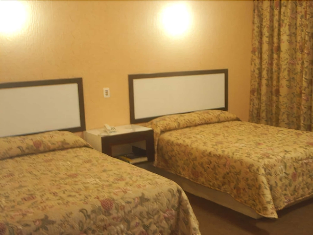 Imagen de la habitación del Hotel Del Valle Inn. Foto 8