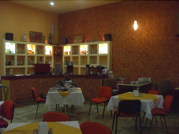 Imagen del bar/restaurante del Hotel Del Valle Inn. Foto 2