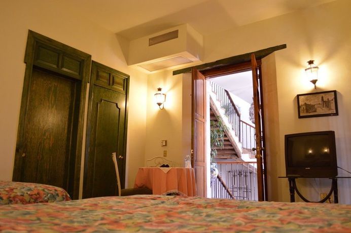 Imagen de la habitación del Hotel Del Vasco. Foto 7