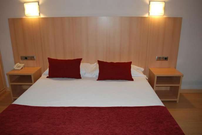 Imagen de la habitación del Hotel Del Vino. Foto 13