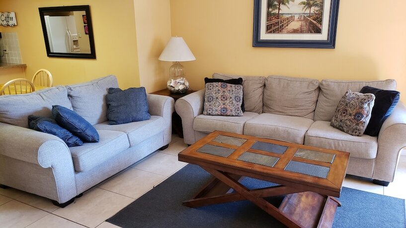 Imagen de la habitación del Hotel Del-Fino. Foto 16