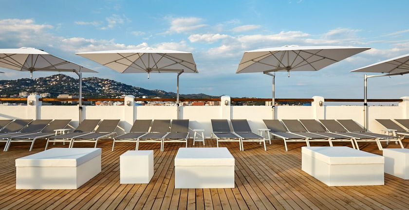 Imagen de la piscina del Hotel Delamar - Adults Only. Foto 18