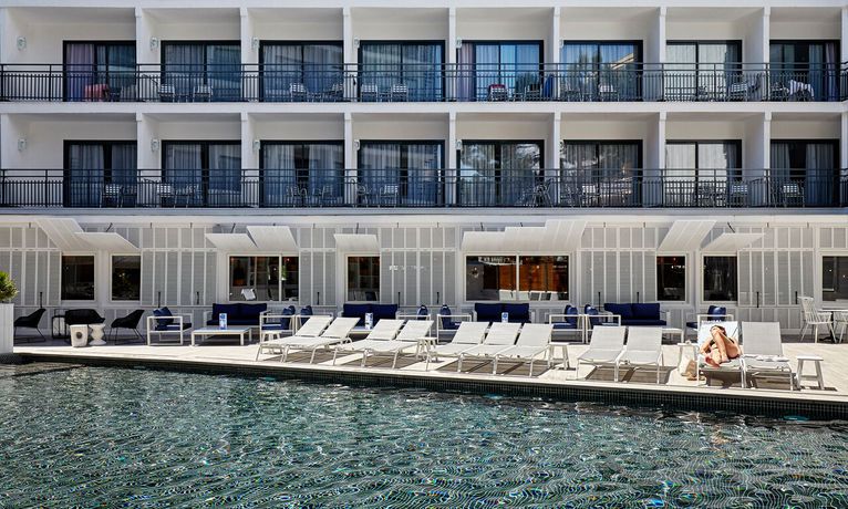 Imagen de la piscina del Hotel Delamar - Adults Only. Foto 19