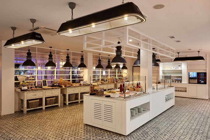 Imagen del bar/restaurante del Hotel Delamar - Adults Only. Foto 6