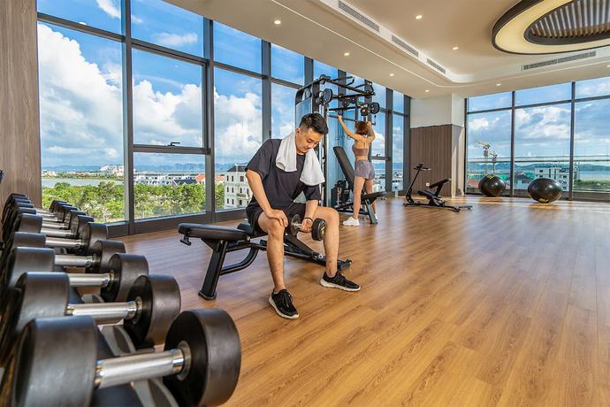 Imagen de los interiores del Hotel Delasea Ha Long. Foto 10