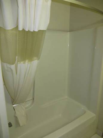 Imagen de la habitación del Hotel Delavan Inn and Suites. Foto 3