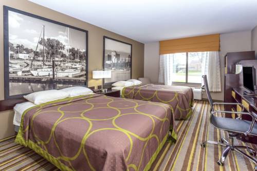Imagen de la habitación del Hotel Delavan Inn and Suites. Foto 9