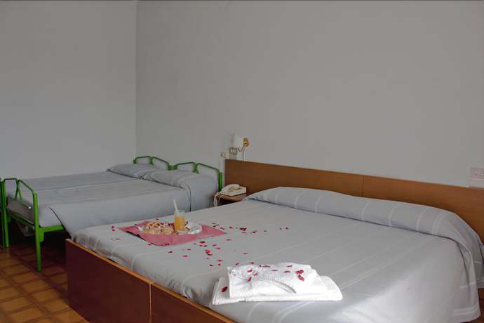 Imagen de la habitación del Hotel Delberg Palace. Foto 3