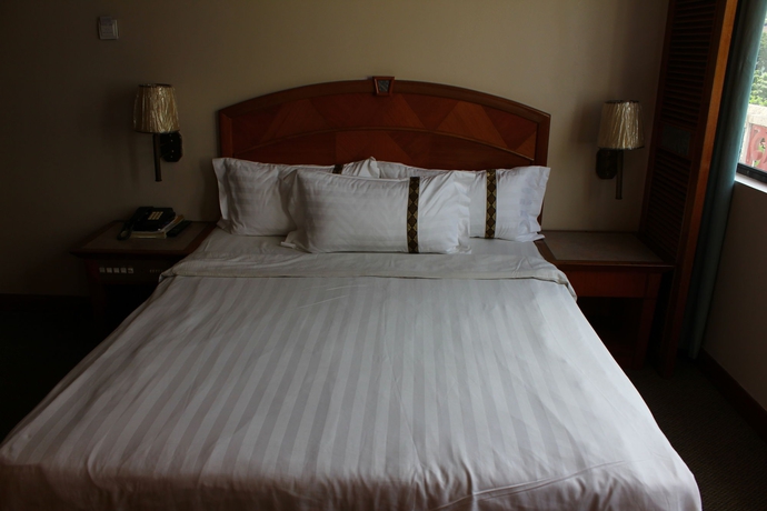 Imagen de la habitación del Hotel Deleeton. Foto 5