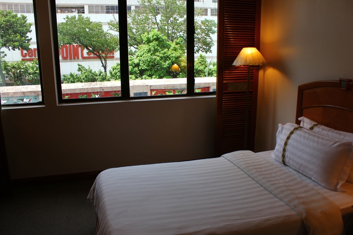 Imagen de la habitación del Hotel Deleeton. Foto 7