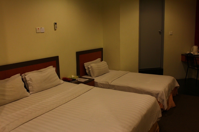 Imagen de la habitación del Hotel Deleeton. Foto 13