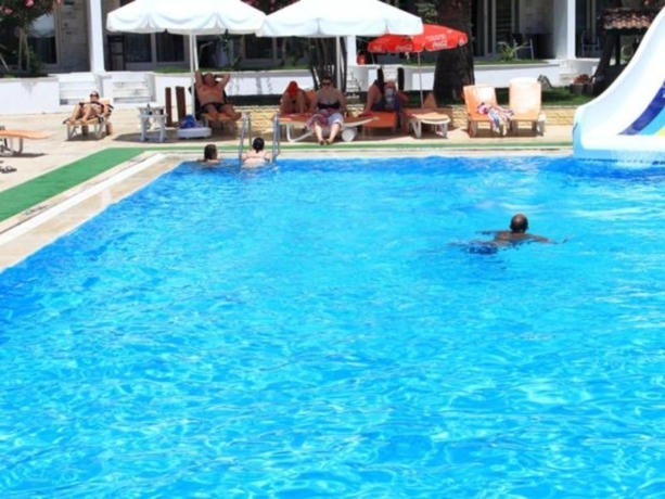 Imagen general del Hotel Delfi and Spa. Foto 4