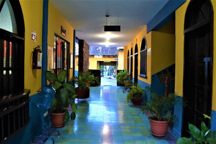 Imagen de los interiores del Hotel Delf&iacute;n, Comit&aacute;n de Dom&iacute;nguez. Foto 18