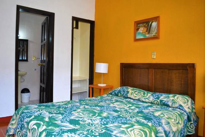 Imagen de la habitación del Hotel Delf&iacute;n, Comit&aacute;n de Dom&iacute;nguez. Foto 8