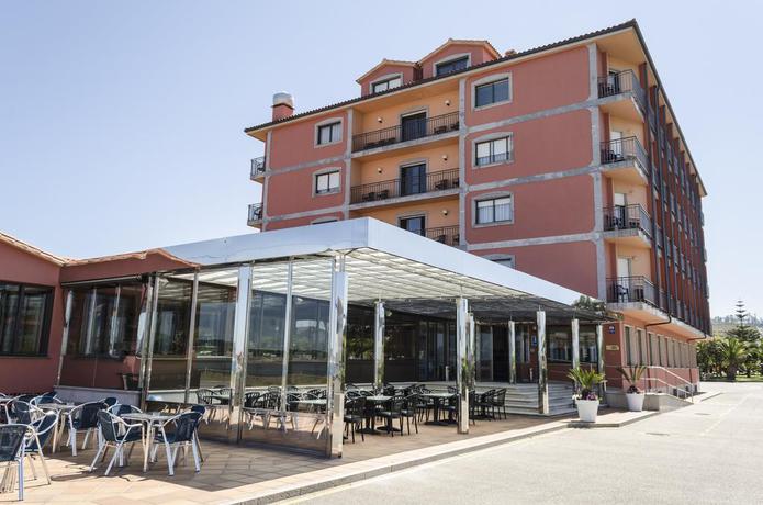 Imagen general del Hotel Delfin Azul. Foto 7