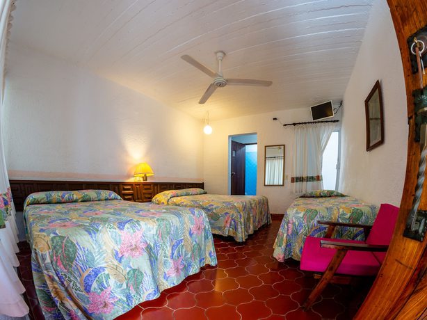 Imagen de la habitación del Hotel Delfin, Barra de Navidad. Foto 2
