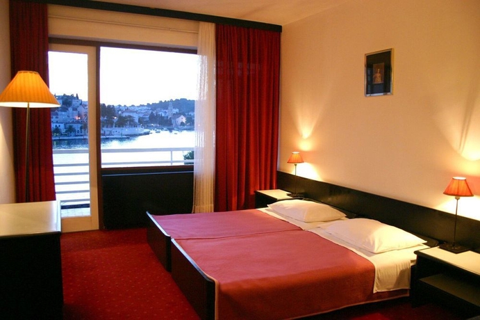 Imagen de la habitación del Hotel Delfin Hvar. Foto 12