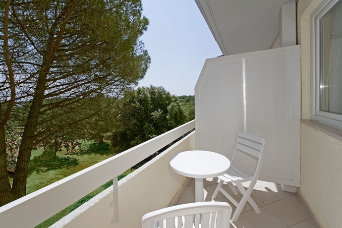 Imagen de la habitación del Hotel Delfin Plava Laguna. Foto 5