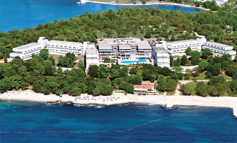 Imagen de los exteriores del Hotel Delfin Plava Laguna. Foto 11