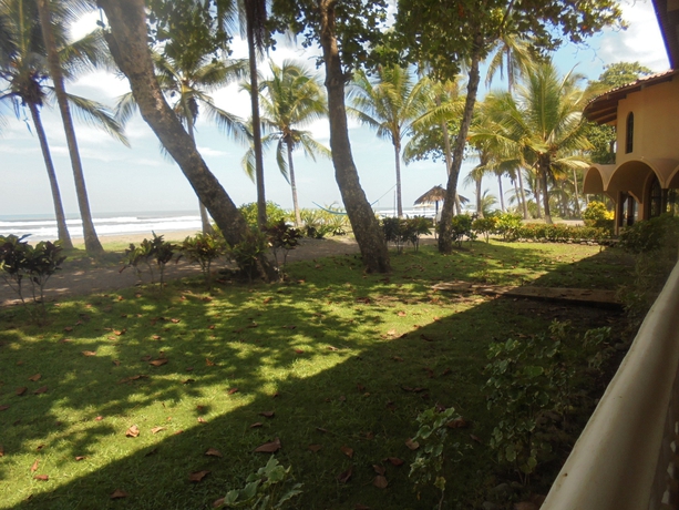 Imagen de los exteriores del Hotel Delfin Playa Bejuco. Foto 10