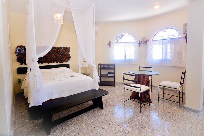 Imagen de la habitación del Hotel Delfin, Playa del Carmen. Foto 10