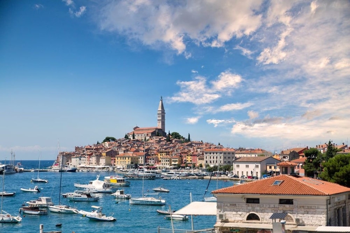 Imagen de los exteriores del Hotel Delfin, Rovinj. Foto 14