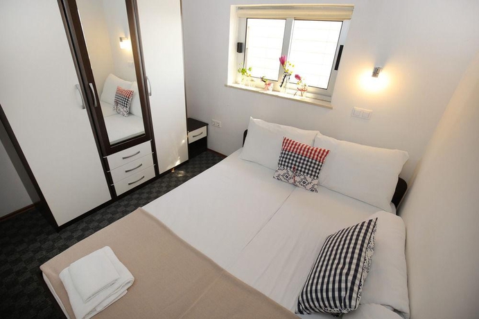 Imagen general del Hotel Delfin, Zadar. Foto 7