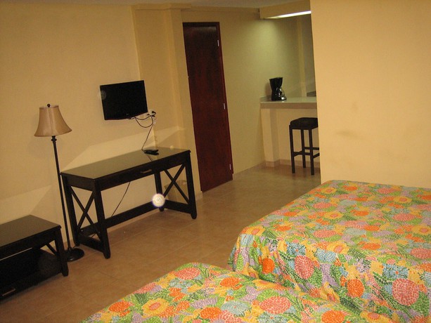 Imagen de la habitación del Hotel Delfines Acapulco By Nges. Foto 2