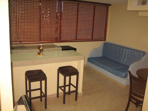 Imagen de la habitación del Hotel Delfines Acapulco By Nges. Foto 5