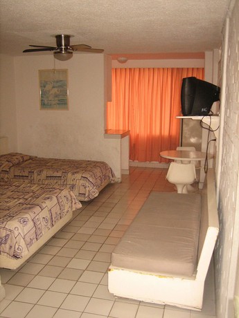 Imagen de la habitación del Hotel Delfines Acapulco By Nges. Foto 15