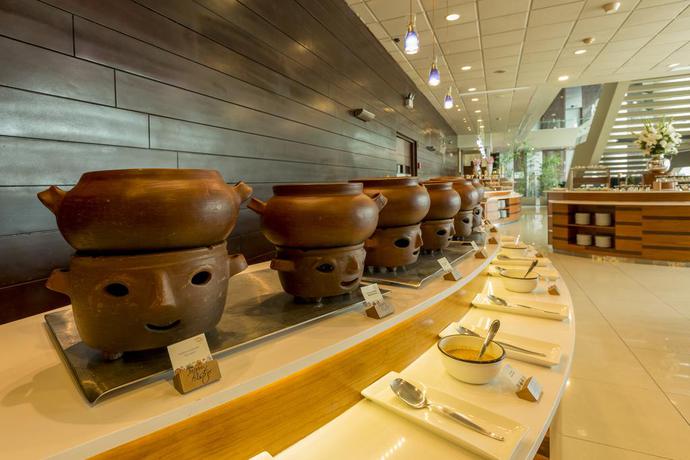 Imagen general del Hotel Delfines and Convention Center. Foto 3