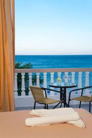 Imagen de la habitación del Hotel Delfini Beach. Foto 16