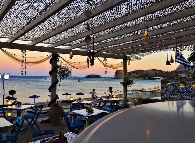 Imagen del bar/restaurante del Hotel Delfini Beach. Foto 8