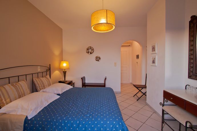 Imagen de la habitación del Hotel Delfini, Kamares. Foto 7
