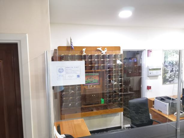 Imagen de los interiores del Hotel Delfini, Patras. Foto 20