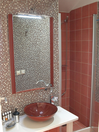 Imagen de la habitación del Hotel Delfini Villas. Foto 12