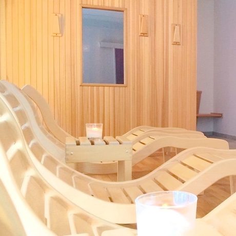 Imagen de la piscina del Hotel Delfino, Cervia. Foto 17