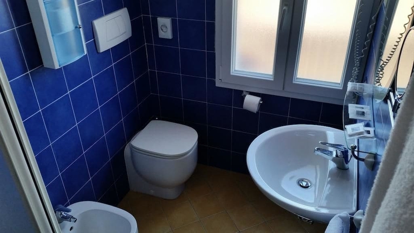Imagen de la habitación del Hotel Delfino, Cervia. Foto 6